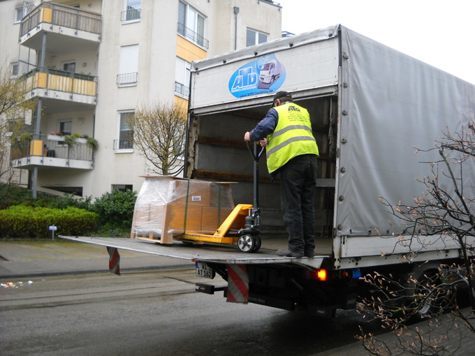 bild 12-noten-in-wiesbaden-abgeholt